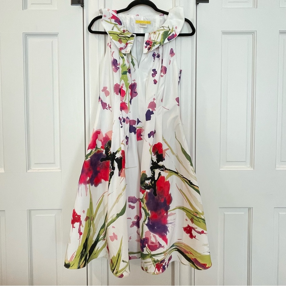 Flores & Flores Beautiful Floral Sleeveless Party Dress Sz 4